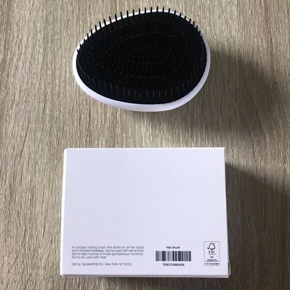 NEW … SPOILED CHILD Pocket Styling Brush - Picture 2 of 2